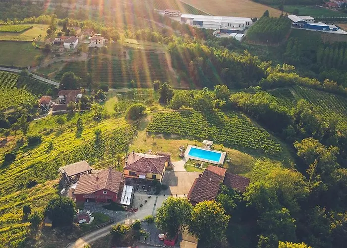 Classic Xl - Spazioso Per Famiglie Nelle Langhe Con Piscina Alloggio per agriturismo *
