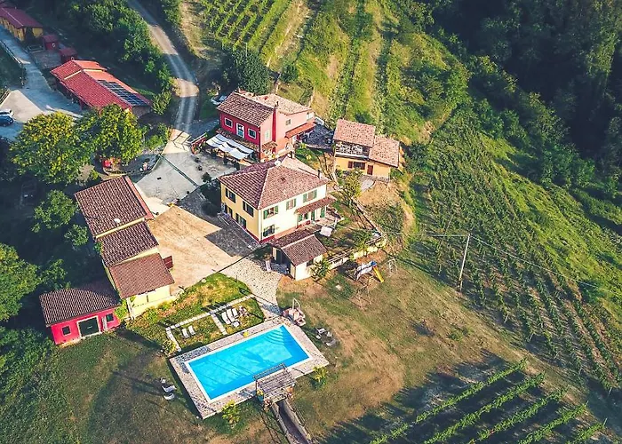 Classic Xl - Spazioso Per Famiglie Nelle Langhe Con Piscina Alloggio per agriturismo *