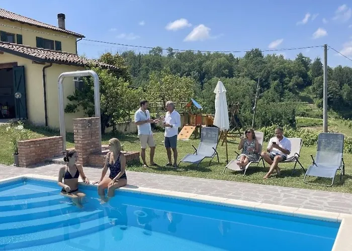 Classic Xl - Spazioso Per Famiglie Nelle Langhe Con Piscina Vesime